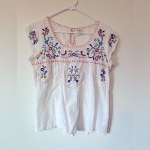 💯 Cotton embroidered blouse